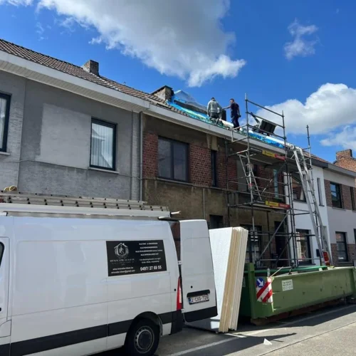 Hellende daken Renovatie Lclean