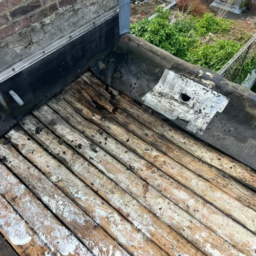 Fuite & Réparation de toiture Renovatie Lclean