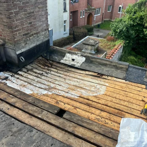 Fuite & Réparation de toiture Renovatie Lclean
