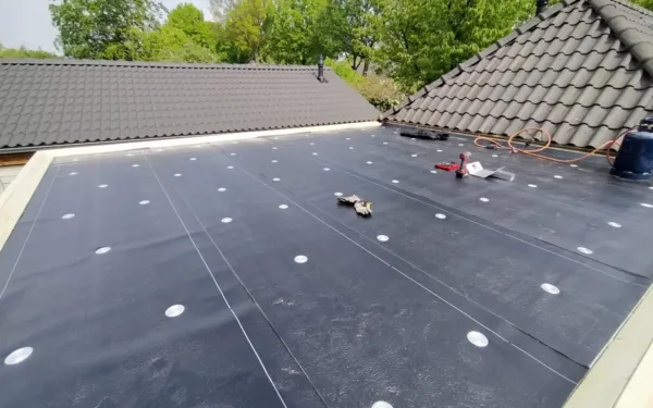 Platte daken (EPDM/Roofing)