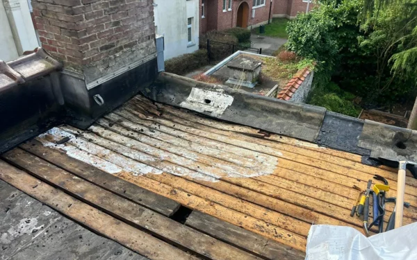 Fuite & Réparation de toiture Renovatie Lclean