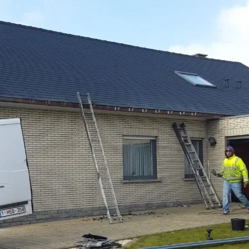 Hellende daken Renovatie Lclean
