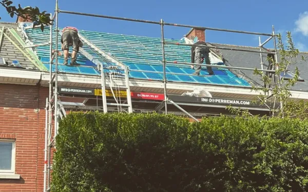 Hellende daken Renovatie Lclean